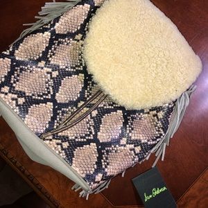 Like new shoulder bag